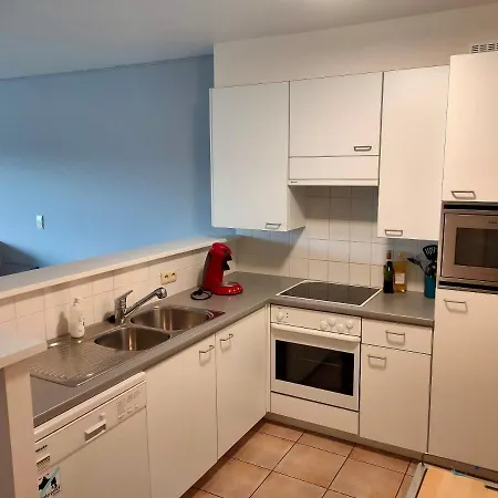 Zongericht Met Zicht Op De Jachthaven Διαμέρισμα Οστένδη